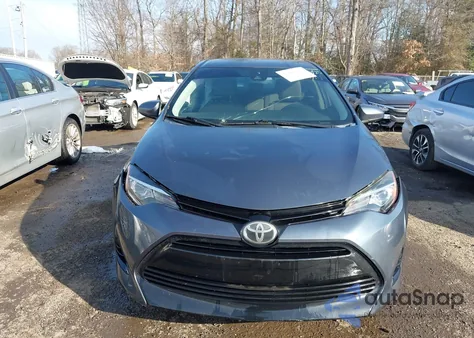 2017 Toyota Corolla Le z USA, uszkodzony, nr VIN 2T1BURHE1HC848505